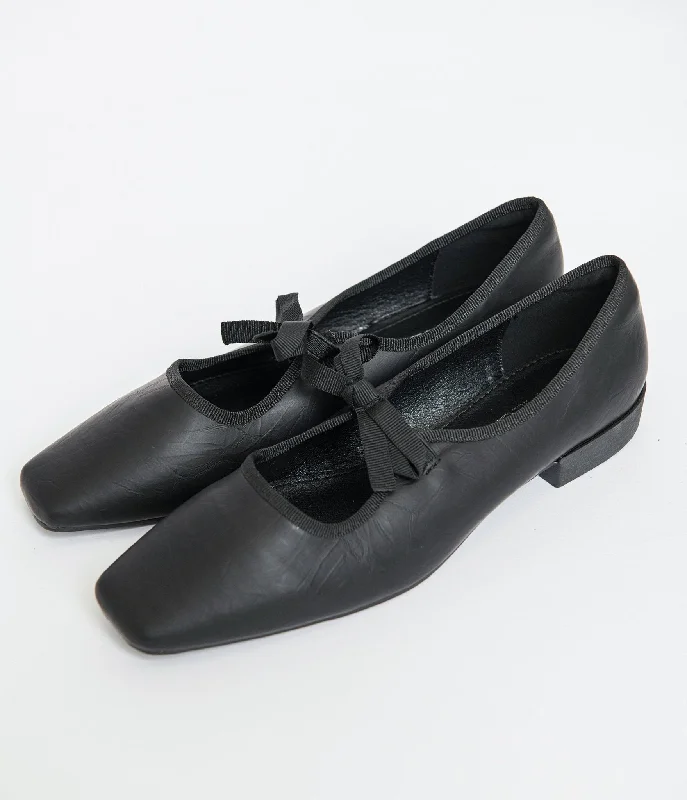 Flats with solid pastel elegance-1960s Black Leatherette Bow Strap Flats