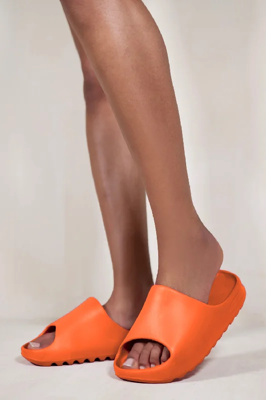 Flats with affordable pack pricing-SLIDERS WITH RUBBER SOLE IN TANGERINE ORANGE