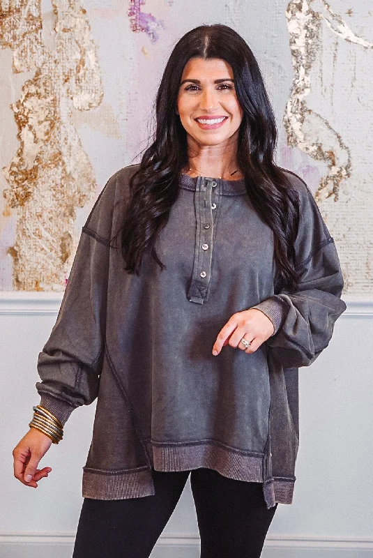 lace blouse tops for evening elegance-Stellar Weekend Washed Charcoal Pullover