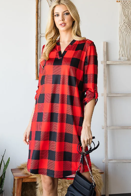 Cozy turtleneck maxi dresses-Haute Edition Women's 3/4 Plaid Roll-Tab Sleeve Shirt Dress