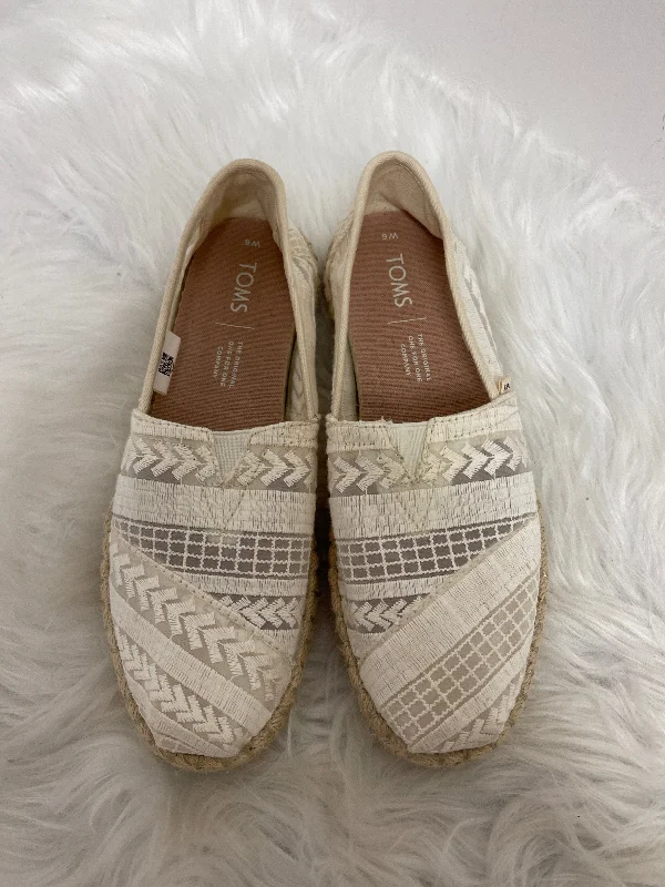 Flats with organic suede softness-Shoes Flats By Toms In Cream, Size: 6