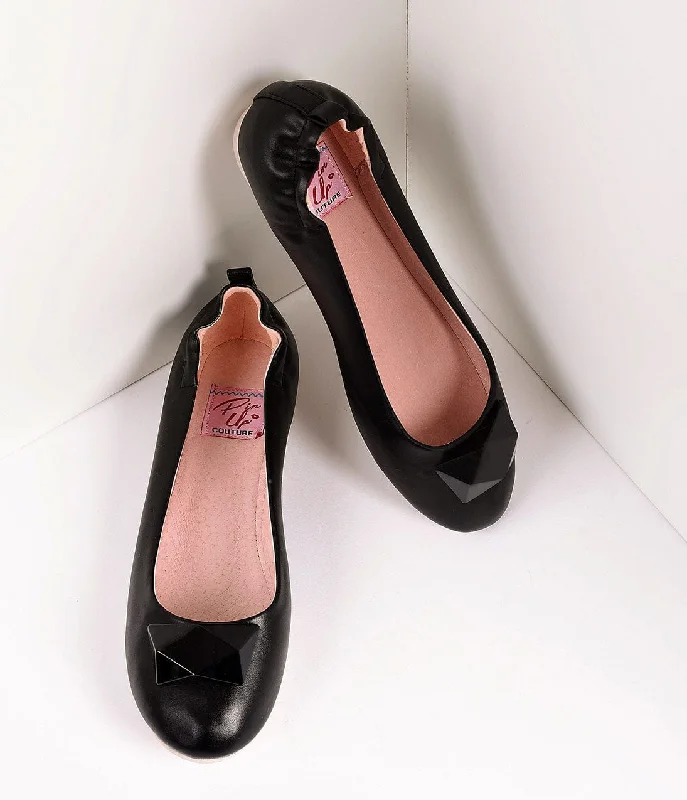 Flats with hypoallergenic suede-Vintage Style Black Leatherette & Geometric Gem Ballet Flats